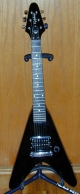 Epiphone Little V Alto Guitar